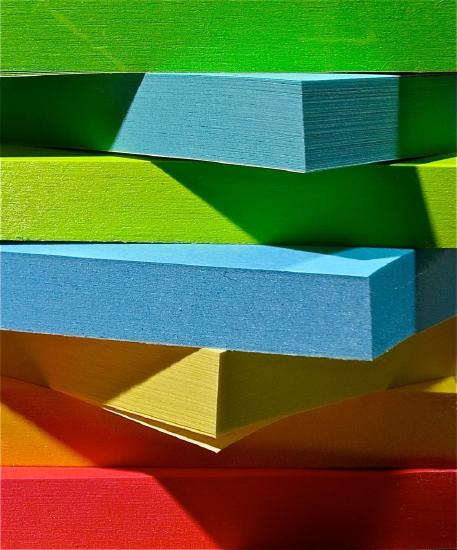 Stack of different colored post-it notes