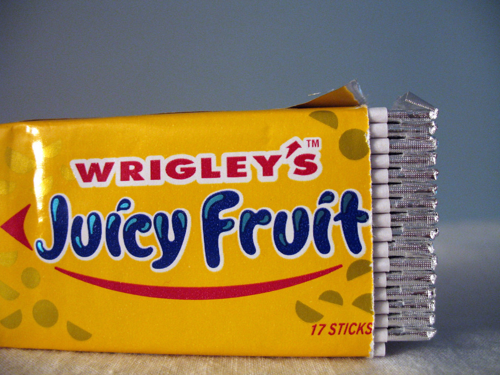 Foto de un paquete de chicle Juicy Fruit de Wrigley